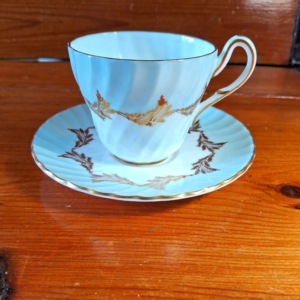 Vintage Foley Bone China Wyvern collection Teacup and Saucer
